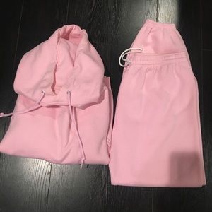 Large Hanes pink jogging set 80’s style